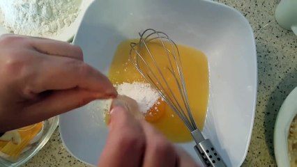 كيكة الموز بالكراميل