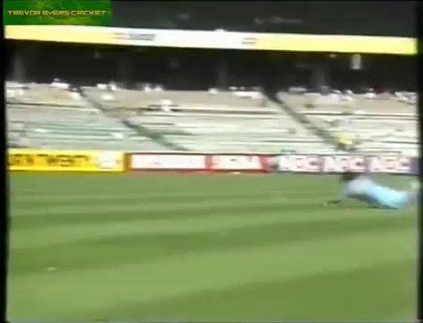 1985 World Championship of Cricket Highlights - India vs Pakistan (Group Matc