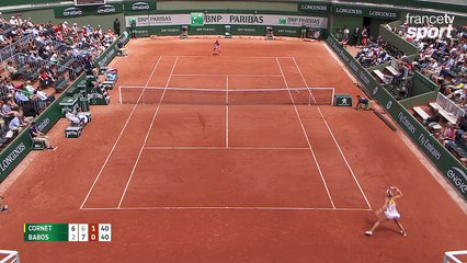 Roland-Garros 2017 : L’énorme passing de Babos en bout de course (6-2, 6-7, 1-0)
