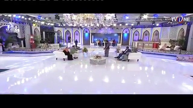 Listen Farhan Ali Waris Manqabat of Imam Hussain Baton Main k Kia Hussain as Hain