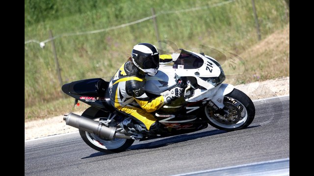 Circuit Paul Ricard Driving Center 20 mai 2017 avec 4G Moto