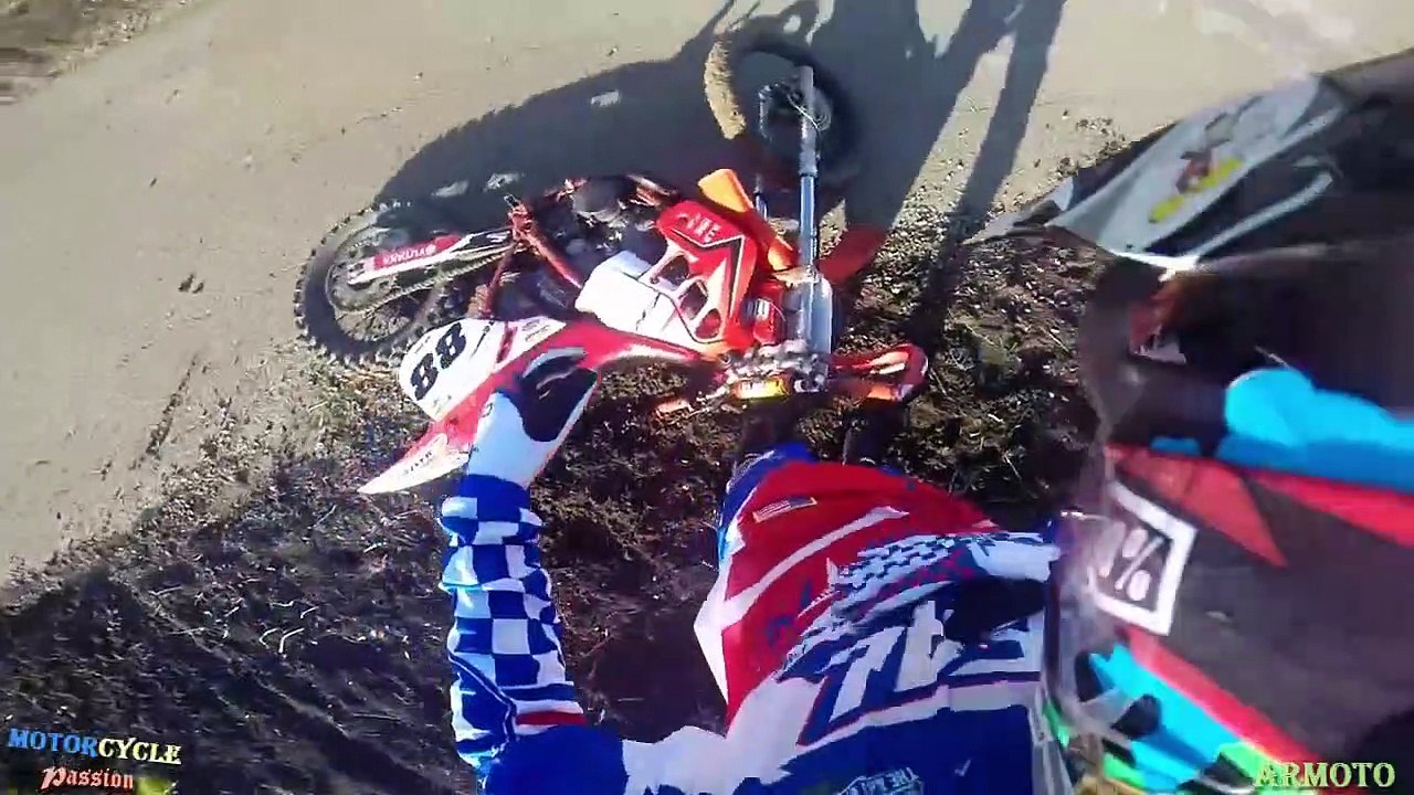 MOTORCYCLE CRASHES & FAILS _ ANGRY PEOPLE vs.  BIKERS _ RO