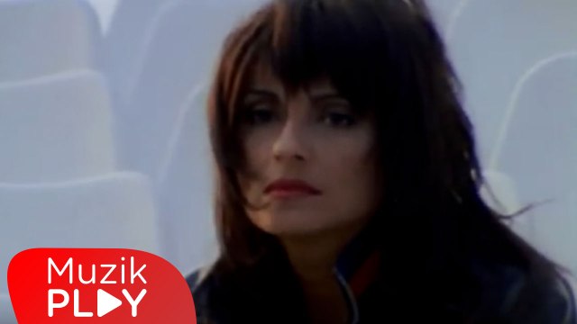 Ayşegül Aldinç - Beni Hatırla
