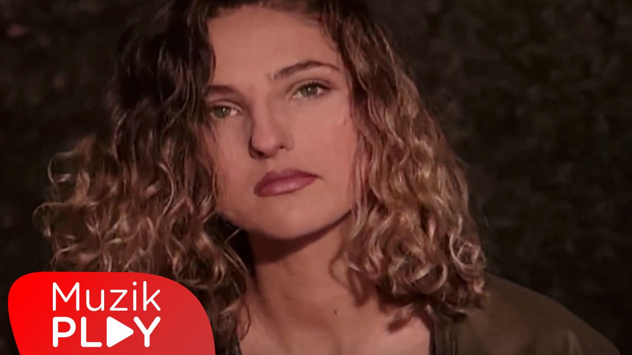 Burak Aydos - Yalnızlık Benim Eski Sevgilim