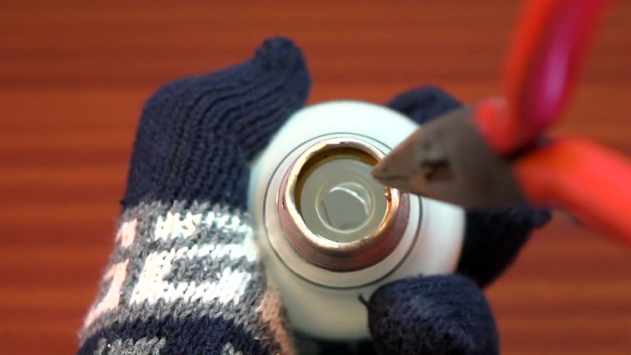 Bulb Hack - Convert Incandescent Bulbs into USB bulb