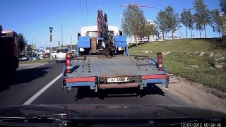 Idiot Drivers - Dashcam Show. New Car Funny Videos 2017, Driving Fails Vehicles in Traffic #