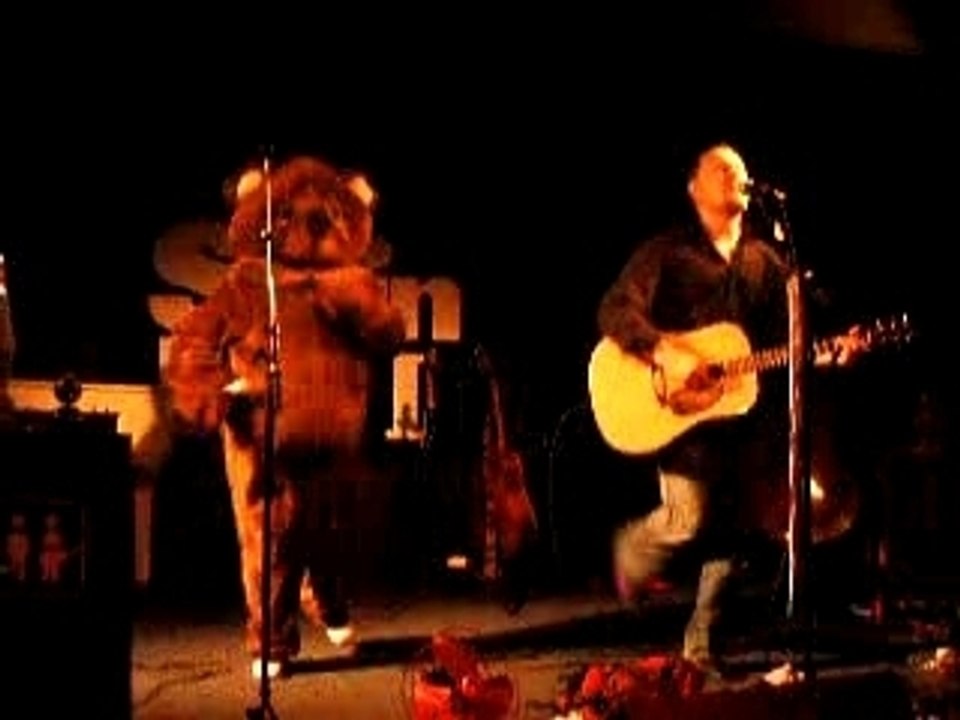 Oldelaf et Monsieur D- Gros Ours (1)