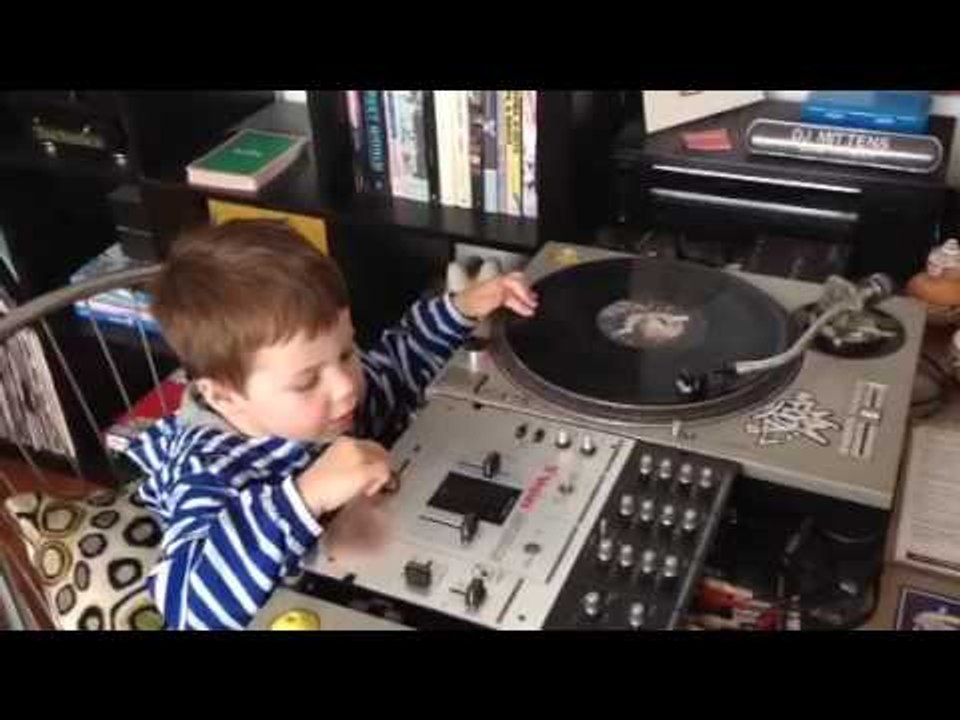 3-Year-Old Boy Is a Musical Whizz on the Turntables