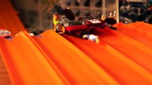 Hot Wheels Car Culture TRACK DAY Super 6-Lane Ra