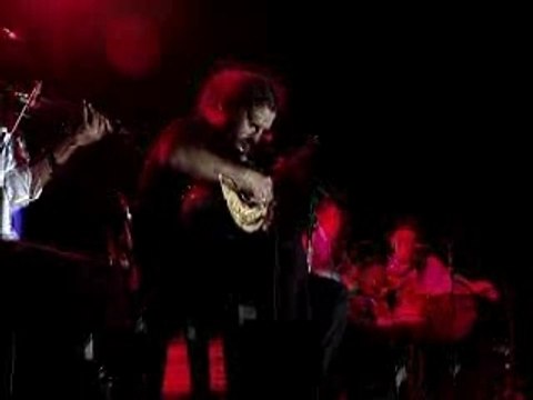 Ask Laftan anlamaz. Izzet yildizhan Kemal alacayir -