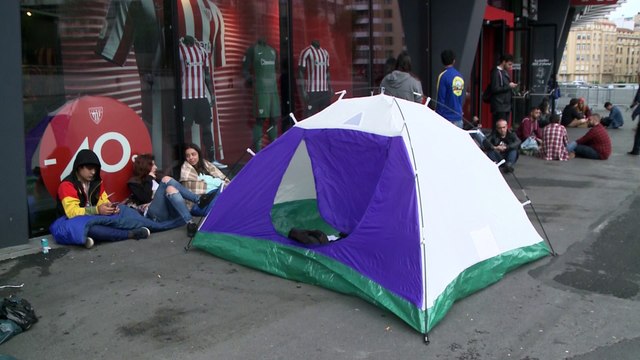 Guns N' Roses regresa a Bilbao después de once años