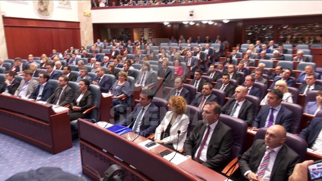 (VIDEO) Ibrahimi pyet Zaevin: Çfarë është ajo që e lidhë fjalën Reformë me këto kuadro të BDI-së?