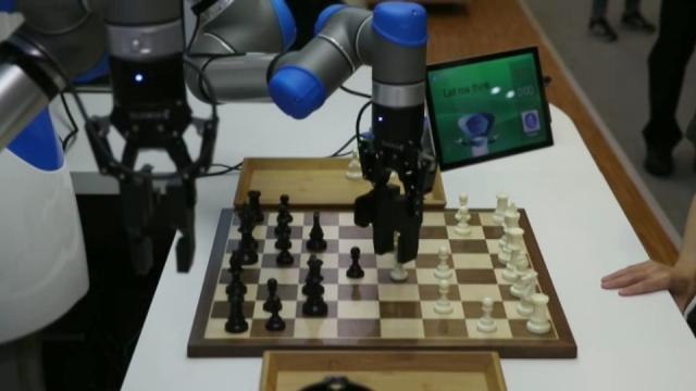 Maior feira informática da Ásia apresenta últimas novidades em inteligência artificial
