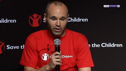 إينييستا يشيد بمدرب برشلونة الجديد