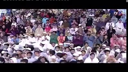 Sahir Lodhi Shouts On A Girl During Live Show