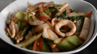SQUID STIR-FRY Fast and spicy