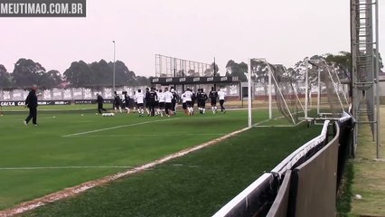 Tite mostra habilidade e como se faz em cobranças de pênaltis