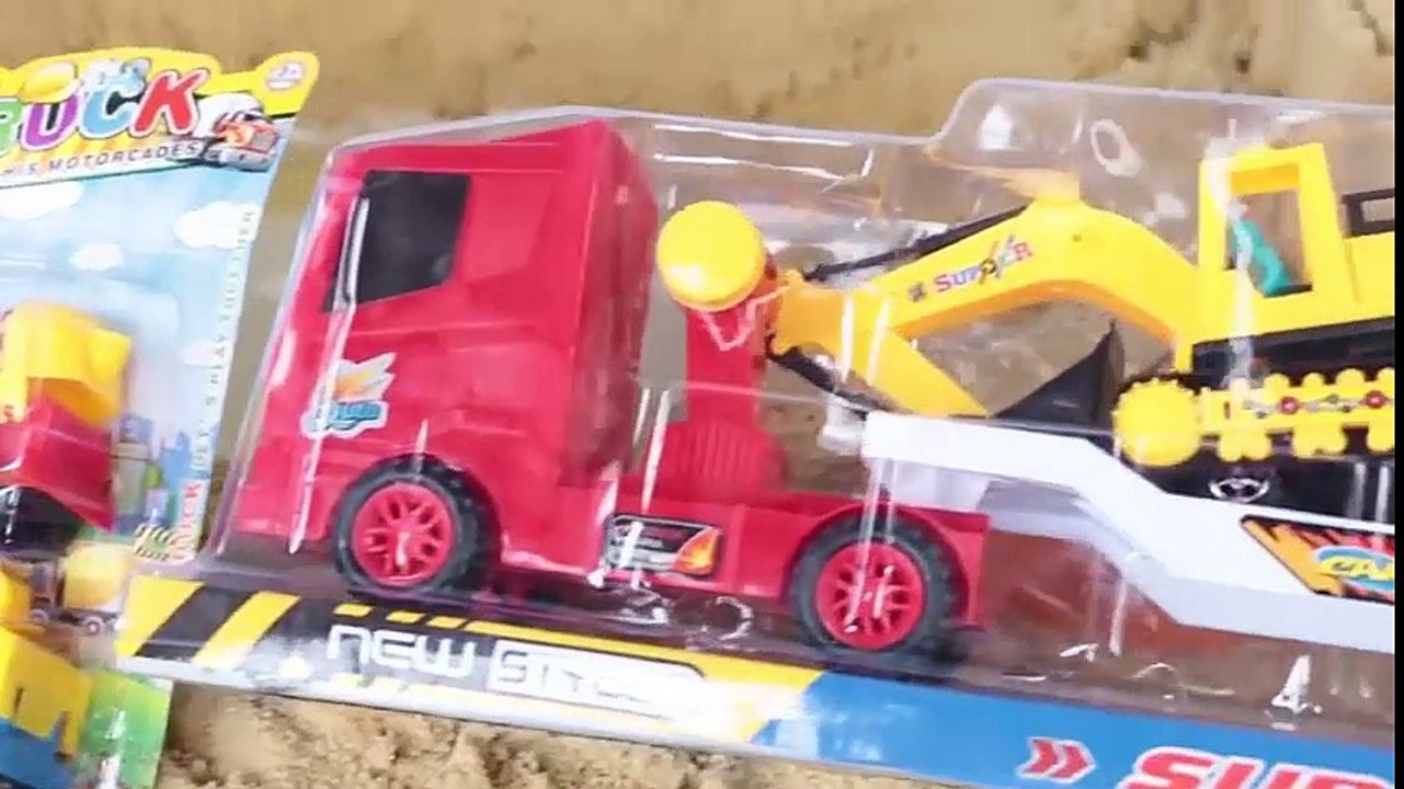 Police Car Cartoon For Children, Toy car To make a sand castle Backhoe Construction mission For children