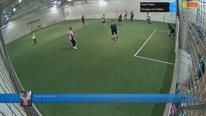 Faute de Antoine - Team Planty Vs Pompiers de Poitiers - 30/05/17 19:00 - Ligue 1