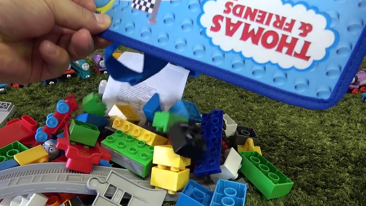 Wooden Train Thomas toy MEGA BLOKS Thomas & Gordon Sodor Speed Railway Toy