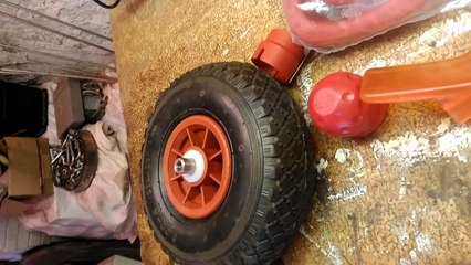 Покраска днища гидроцикла топкоутом (гелькоутом). (для gidrik.ru)