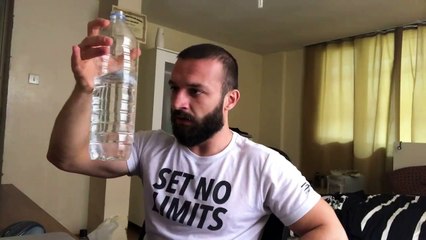 Aykut Elmas Vine Suyun laneti ( Günde en az 2 LT su tüketmeye çalışmak)