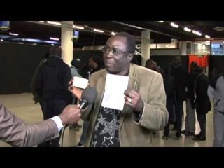 SeneNews TV : Des immigrés réclament la possibilité de voter aussi avec leur passport