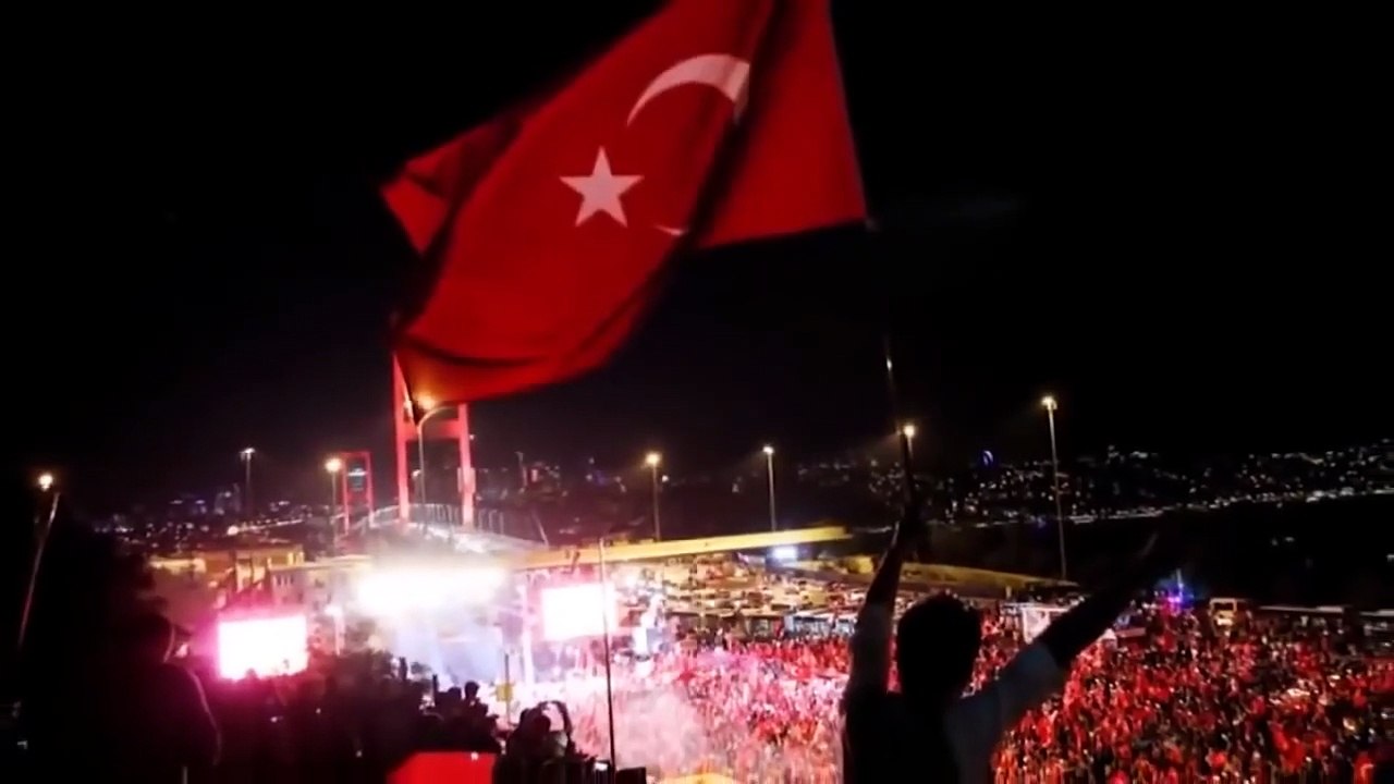 Grup Genç 15 Temmuz Marşı Birazdan Gün Doğacak