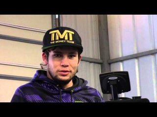 Boxing champ Carlos Cuadres Says Chocolatio Is Easy Work! One Hand! EsNews Boxing