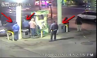 LiveLeak - Carjacking Victim Beaten, Dragged