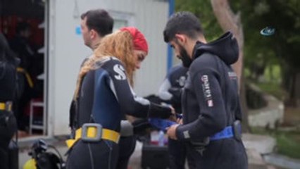 Sualtında Herkes ve Her Dil Eşittir"