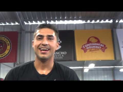 josesito lopez working out at robert garcia boxing gym - EsNews Boxing