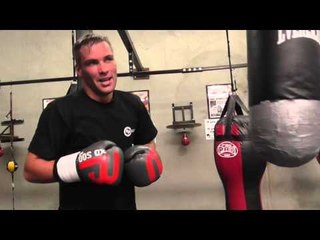 HARD HITTING 160 FIGHTER NOW WITH ROBERT GARCIA - EsNews Boxing