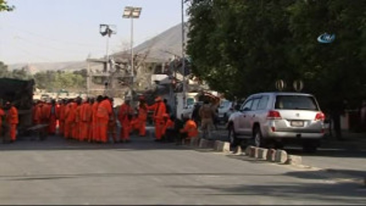 Afganistan'da Olay Yeri Temizleniyor