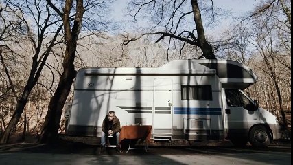 Hakan Sarıca Kimse Anlamıyor Video