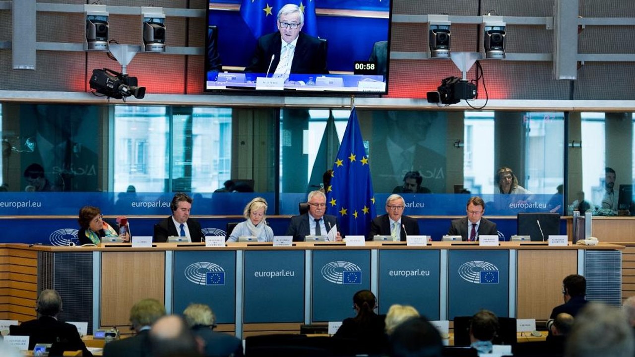 Juncker verteidigt kommissionsbilanz zu steuergerechtigkeit