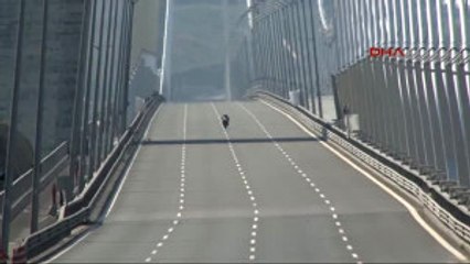 Kenan Sofuoğlu 350 Kilometre Hızla Yavuz Sultan Selim Köprüsü'nden Geçti