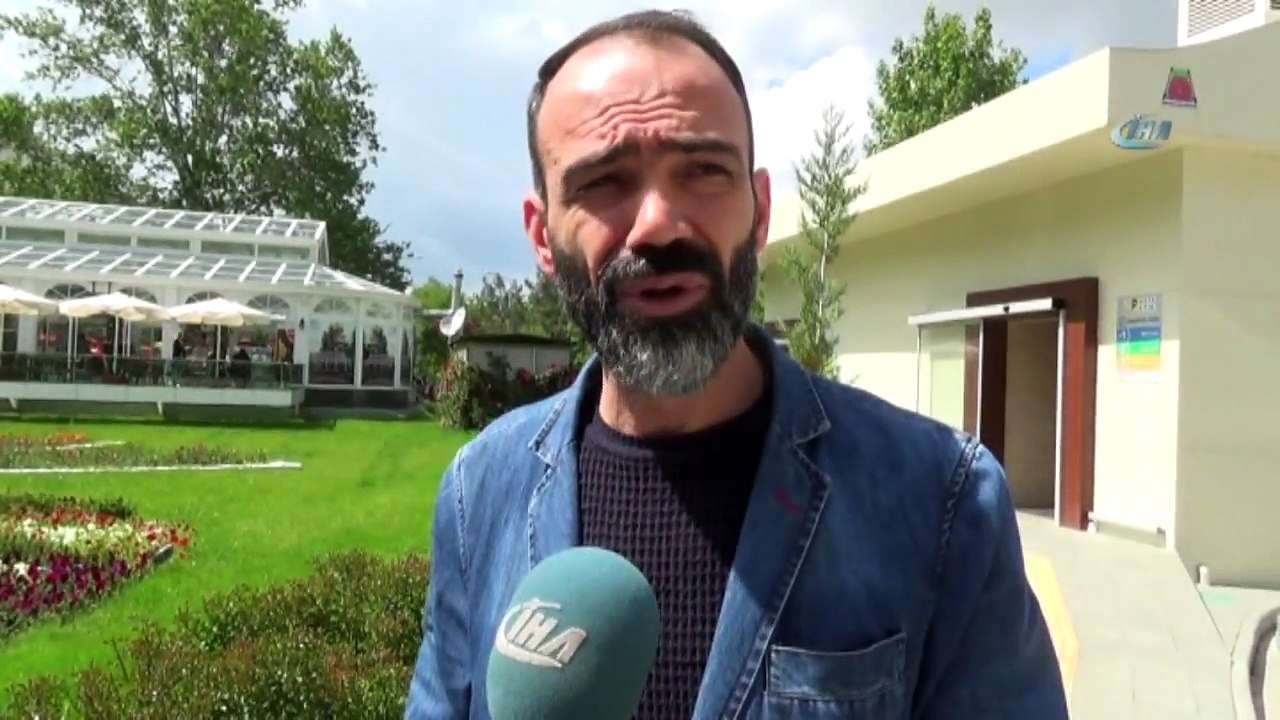 Necip Fazıl Kısakürek Heykeli Söküldü