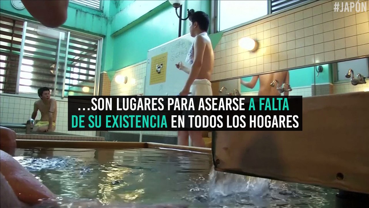Aprender a jugar ajedrez mientras compartes el baño con otros hombres: conoce este curioso hábito japonés