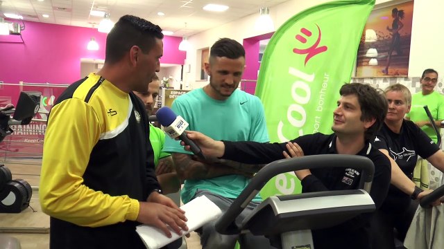 D!CI TV : Hautes-Alpes : Le footballeur pro Cyril Théréau à l'entrainement à Gap