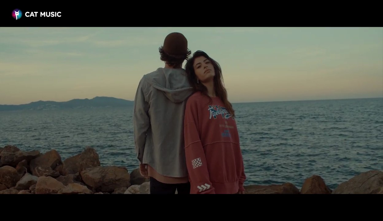 Sasha Lopez  -  Vida Linda feat. Ale Blake & Angelika Vee     2017