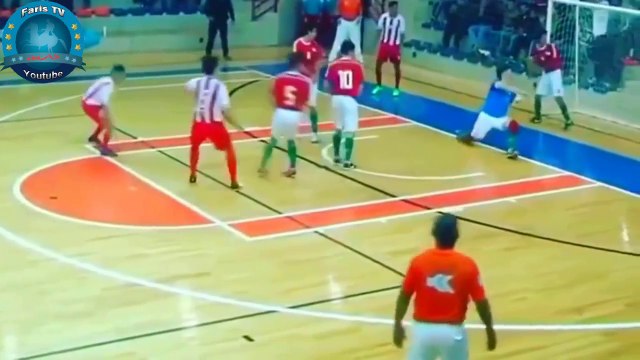 Football Funny Clips - لقطات مضحكة في كرة القدم