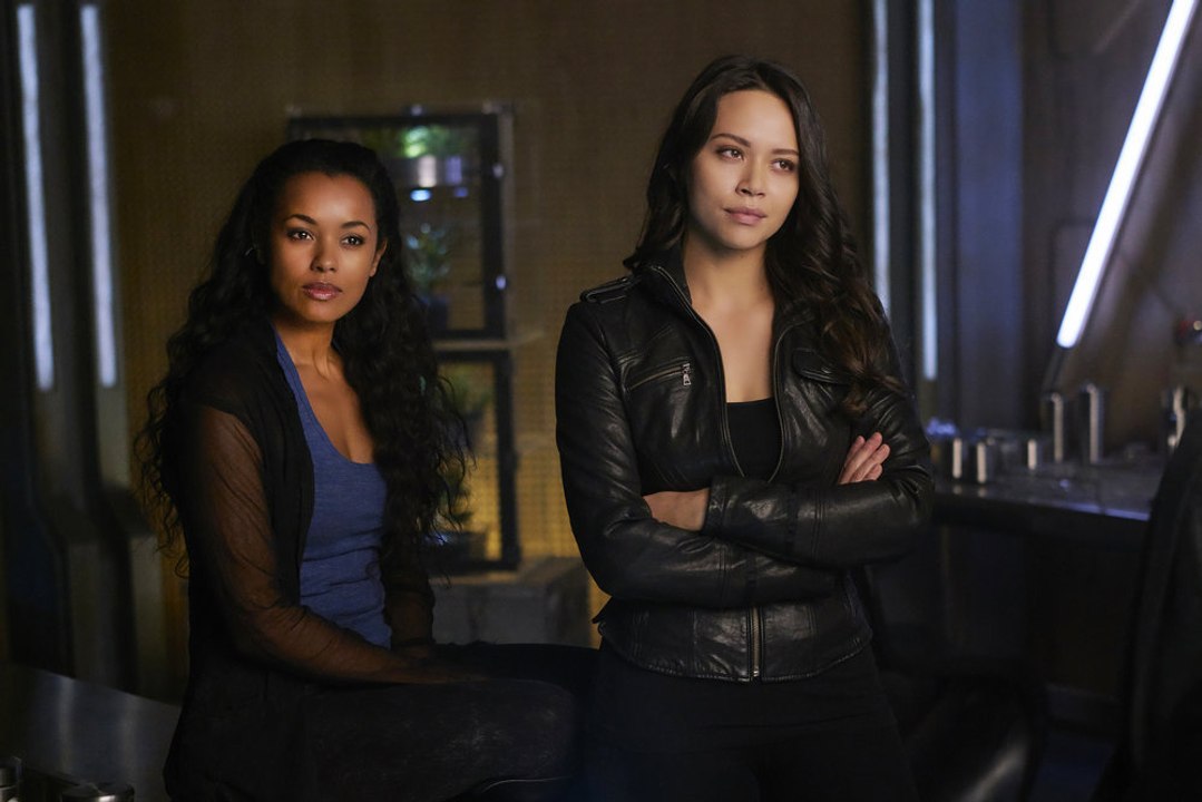 Dark Matter - Season 3 Episode 1 - "Being Better Is So Much Harder" Full Episode