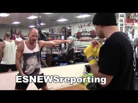 Basic Boxing Throwing The Power Shot with brandon krause EsNews Boxing