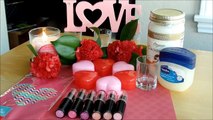 5 EASY and AMAZING Lip DIYs!!! Make Lava Lamp Lip Gloss, DIY Emoji Lip Balm and More!