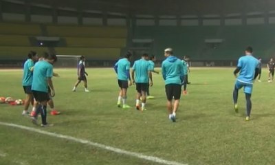 Arema FC Uji Coba Lapangan Patriot Candrabhaga