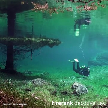 Ce lac se remplit uniquement à la fonte des neiges et ce qui se trouve sous l'eau est magnifique