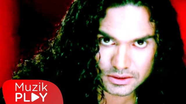 Sezgin Büyük - Sevmiyor