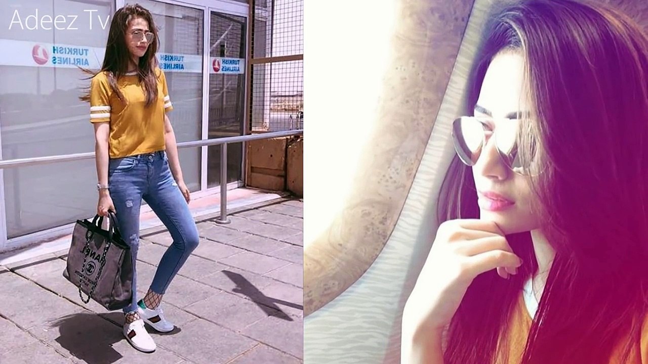 Sana Javed at Karachi Airport off for Vacation