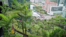Singapore: Asia's Greenest City - earthrise (feature)
